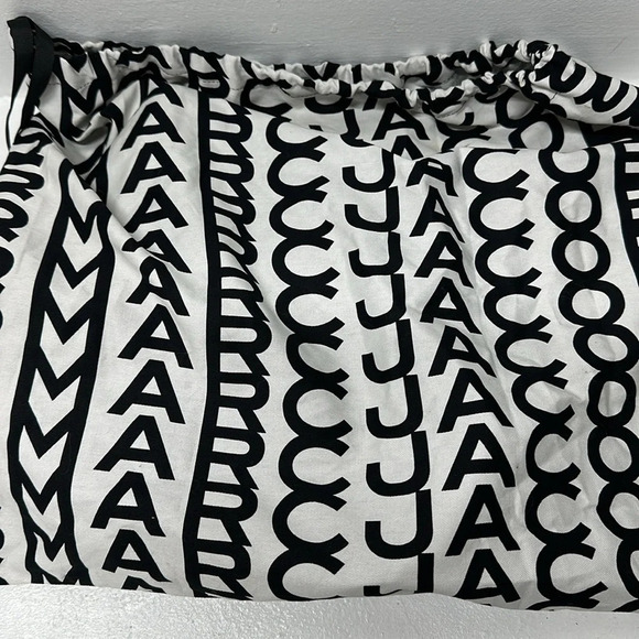 Marc Jacobs Hobo Purse Shoulder Bag Pebbled Leather Single Strap Tan Light Brown - Picture 9 of 15